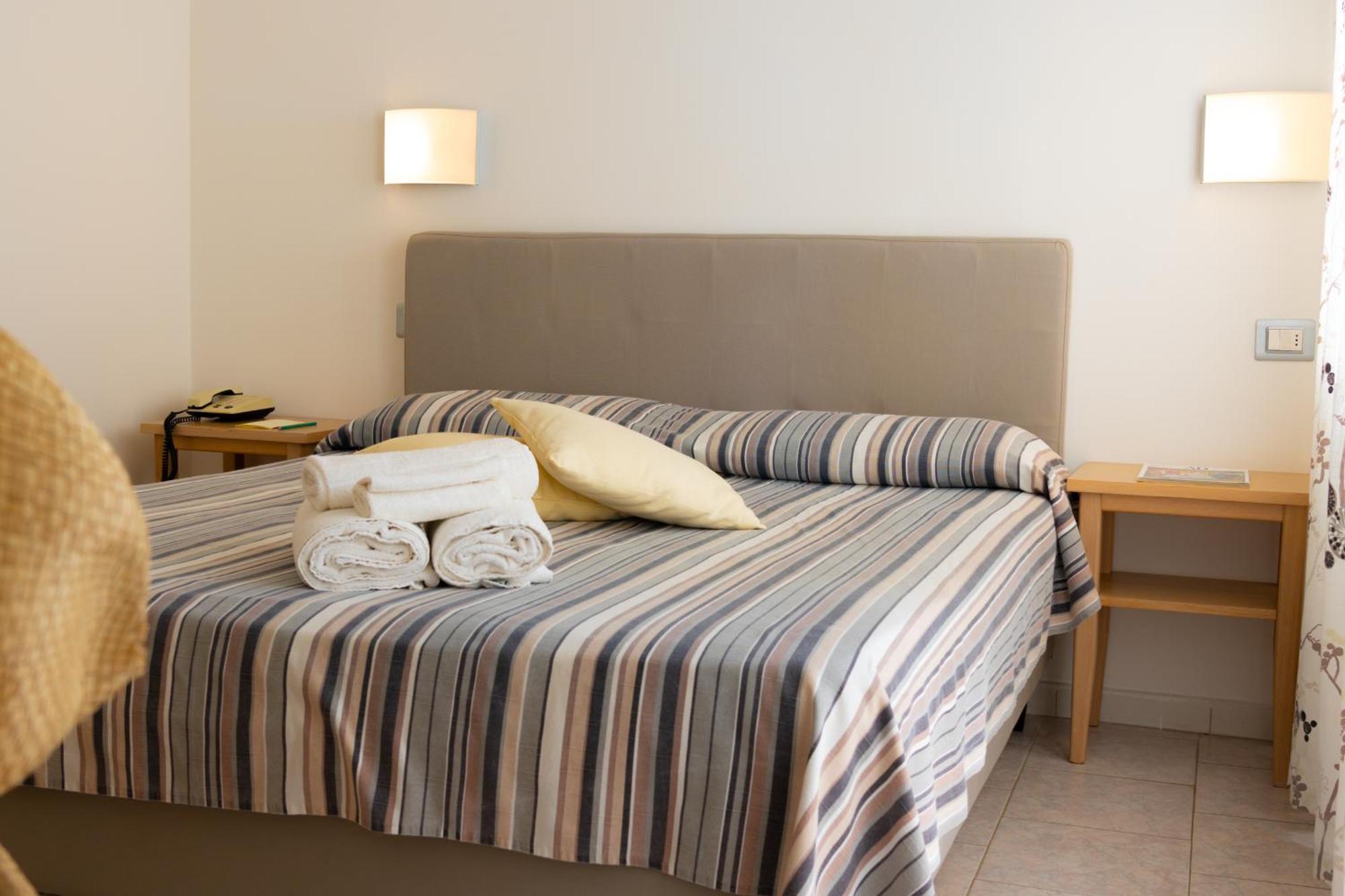 Hotel Garden Praia a Mare Zewnętrze zdjęcie