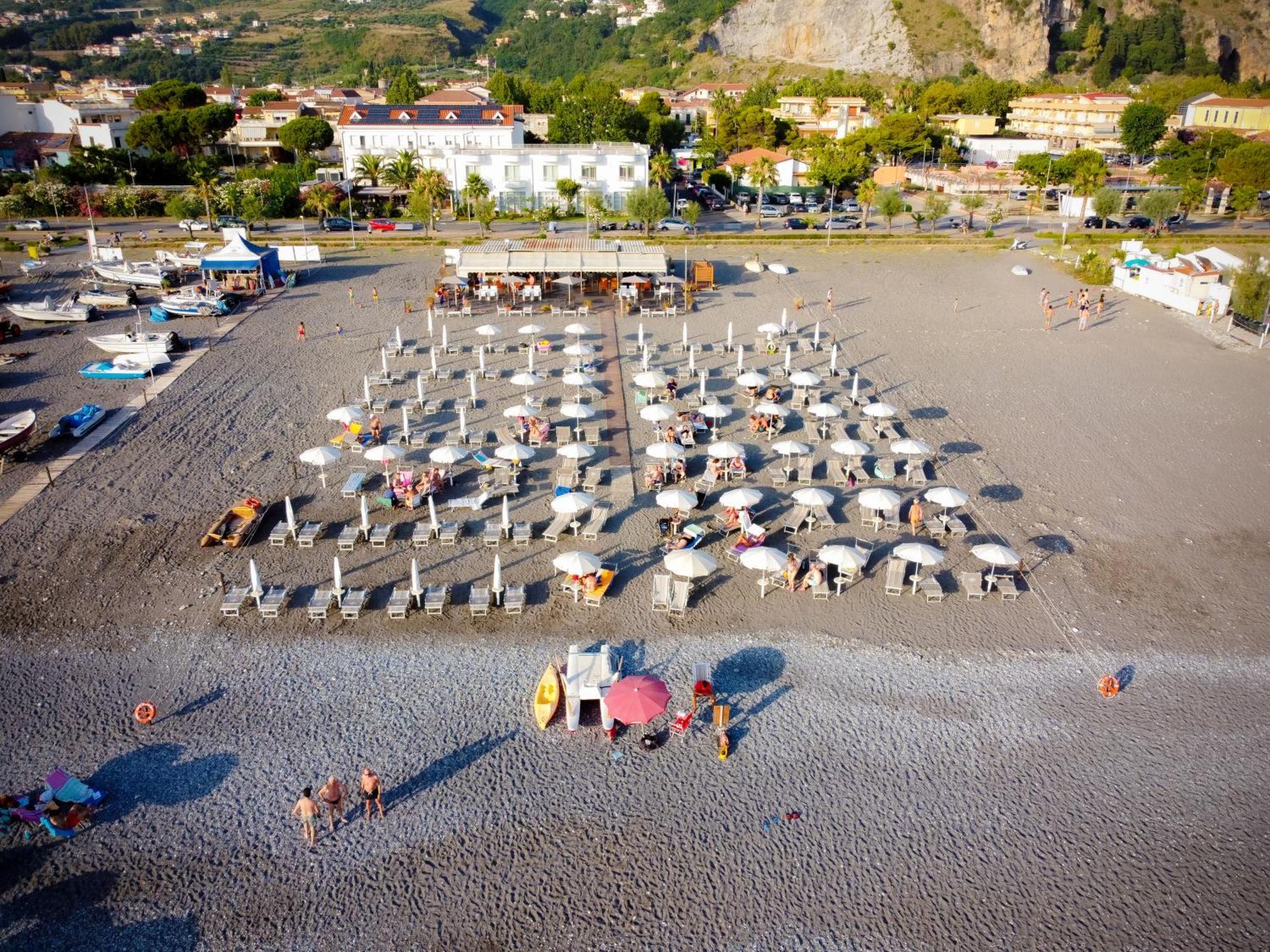 Hotel Garden Praia a Mare Zewnętrze zdjęcie