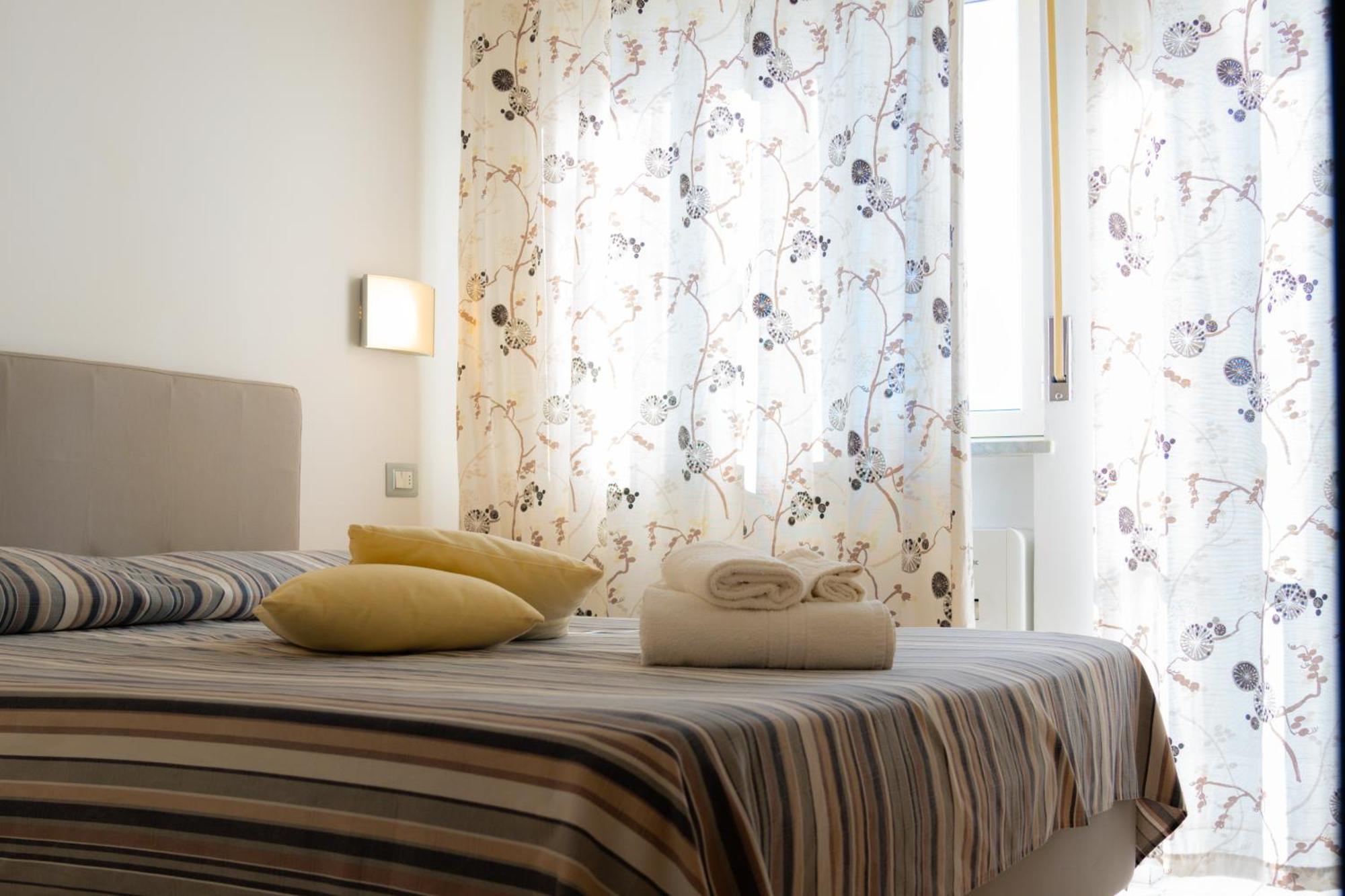 Hotel Garden Praia a Mare Zewnętrze zdjęcie