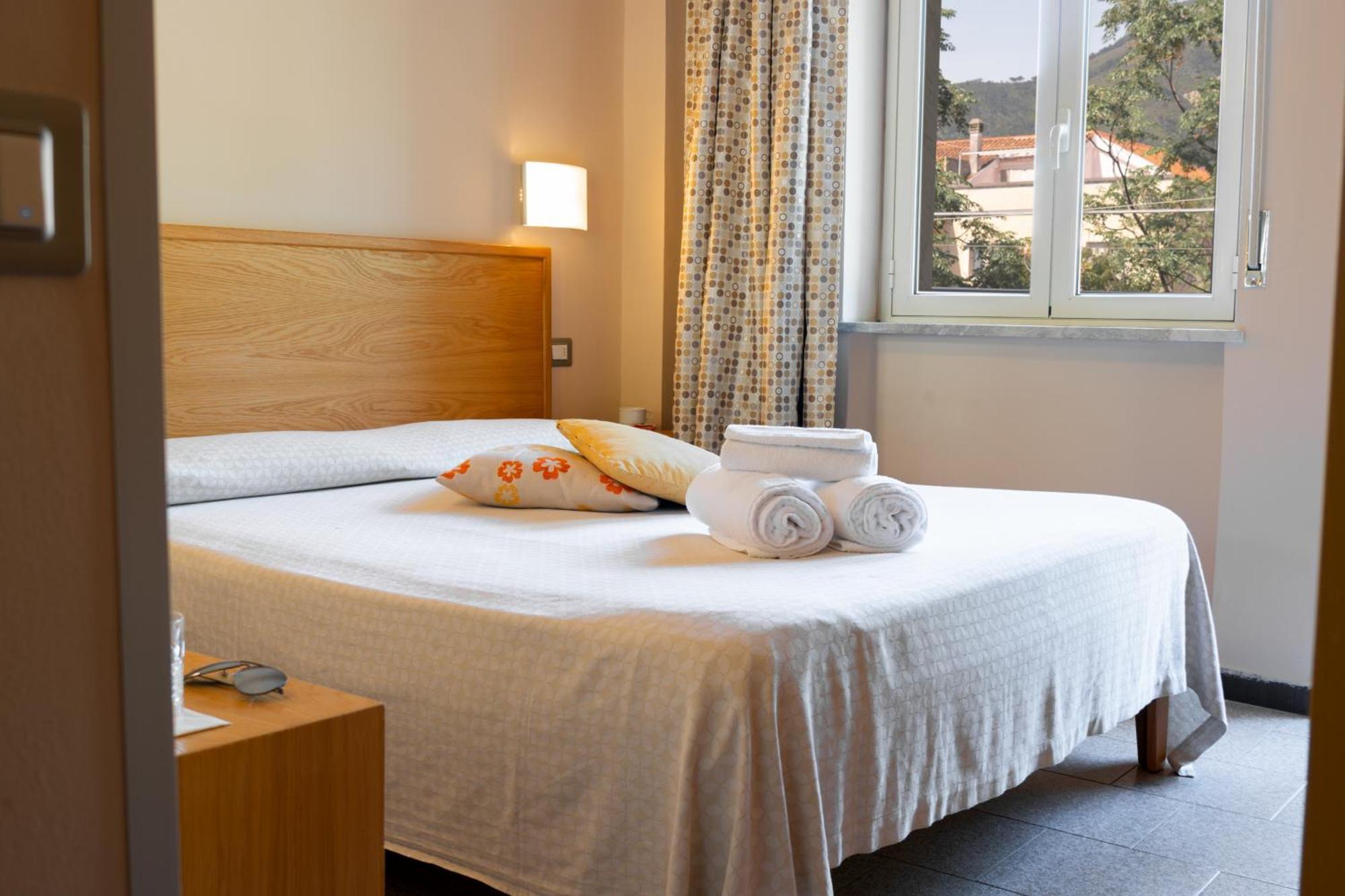 Hotel Garden Praia a Mare Zewnętrze zdjęcie